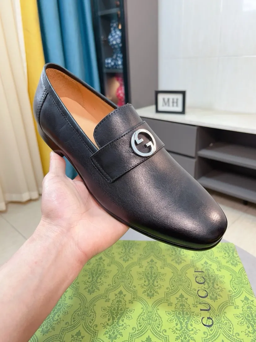 Men's shoes 💰500🌹🌹【GUCCI】The most popular classic Gucci leather shoes. Synchronized with the official website, the upper is made of Italian first-layer cowhide ➕cowhide lining, with unique brand and unique craftsmanship. Highlighting the hot style of the new year. Stop hesitating, stop wandering, get it now. Number: 38--44